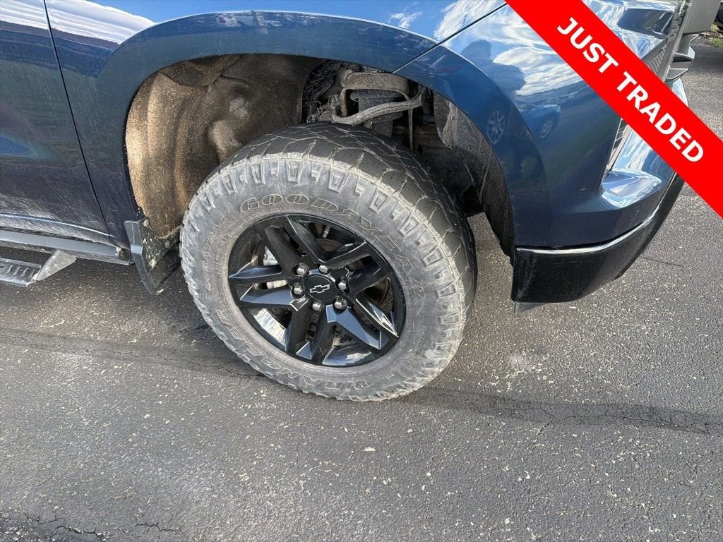 2022 Chevrolet Silverado 1500 Custom Trail Boss