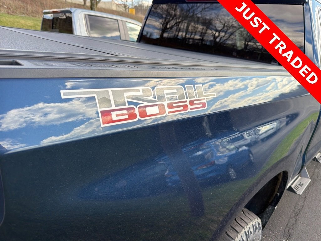 2022 Chevrolet Silverado 1500 Custom Trail Boss