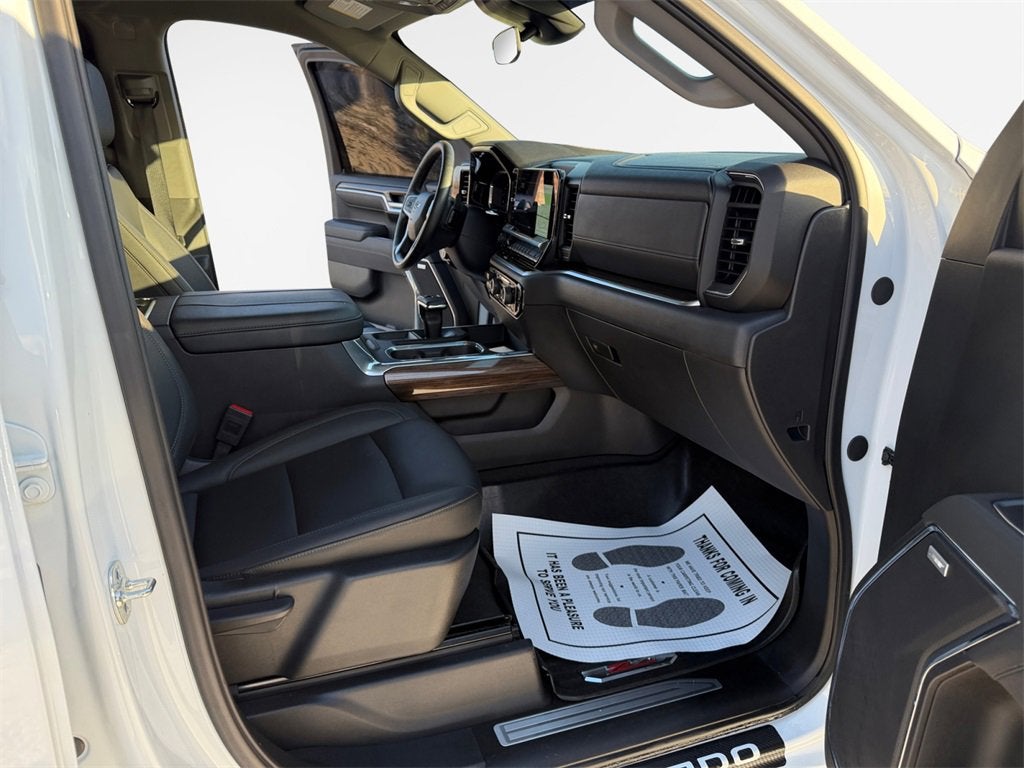 2025 Chevrolet Silverado 1500 LT Trail Boss