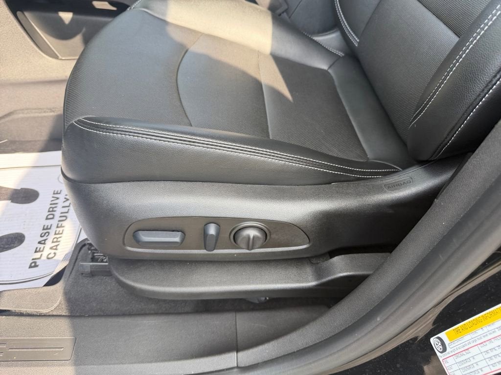 2023 GMC Terrain SLT - Photo 13