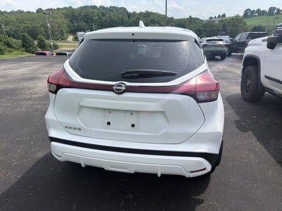 2024 Nissan Kicks S Xtronic CVT