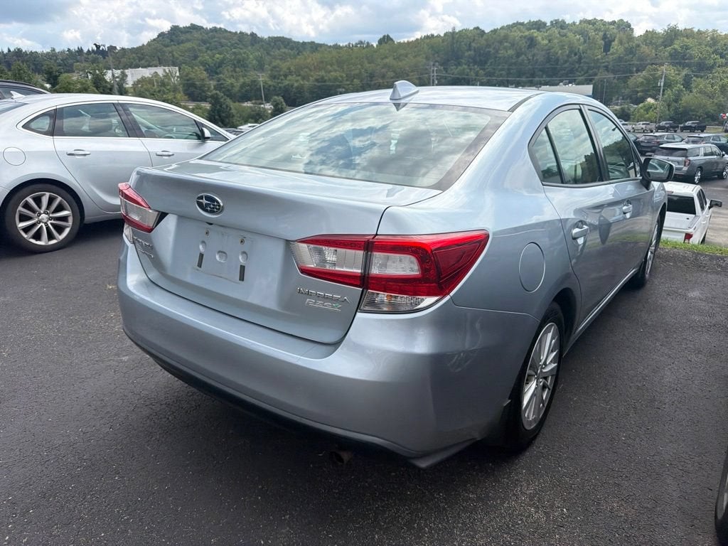 2017 Subaru Impreza 2.0i Premium