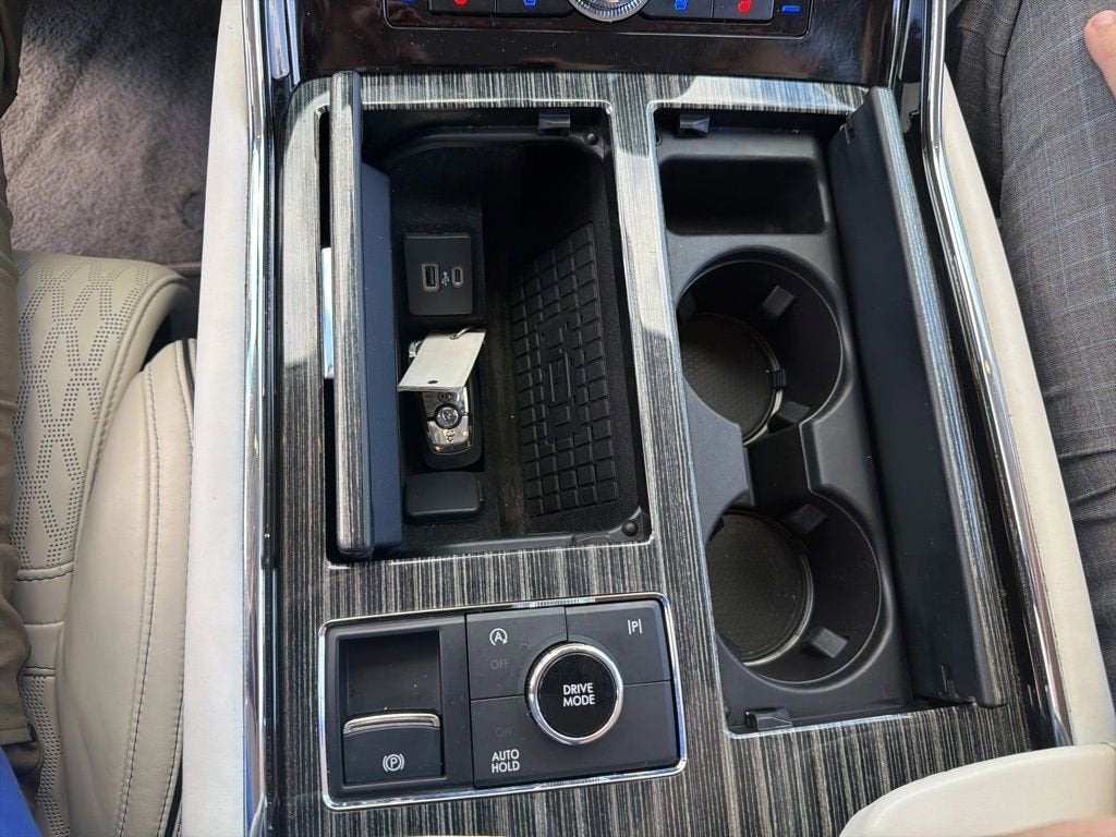 2024 Lincoln Navigator Black Label