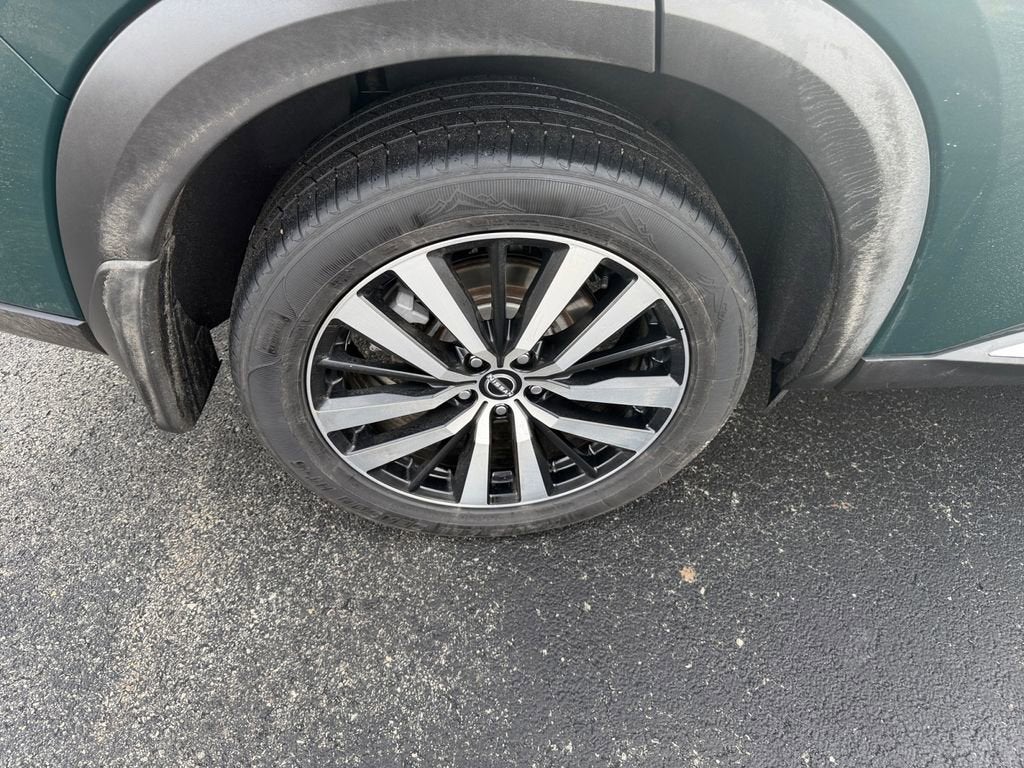 2023 Nissan Pathfinder Platinum 4WD