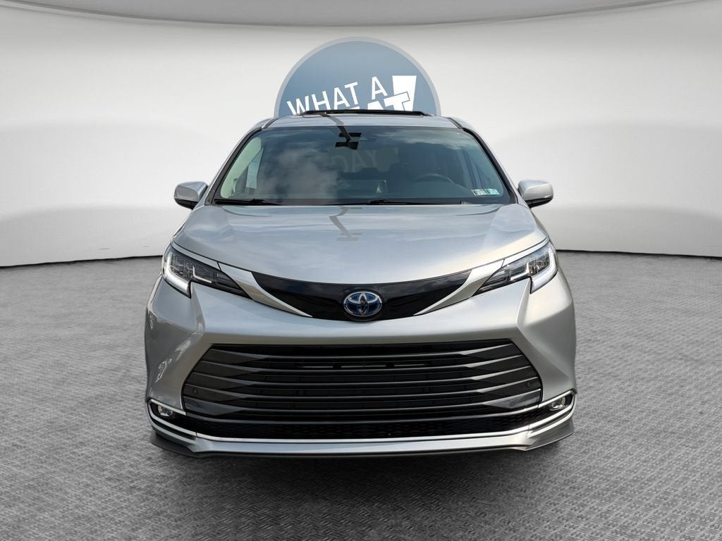 2024 Toyota Sienna Limited