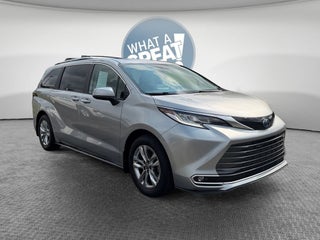 2024 Toyota Sienna Limited