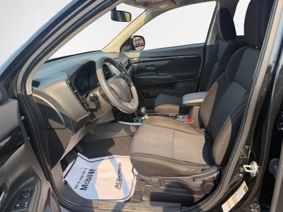 2020 Mitsubishi Outlander ES 2.4 S-AWC