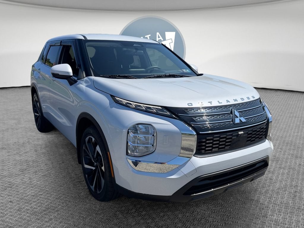 2022 Mitsubishi Outlander ES 2.5 S-AWC