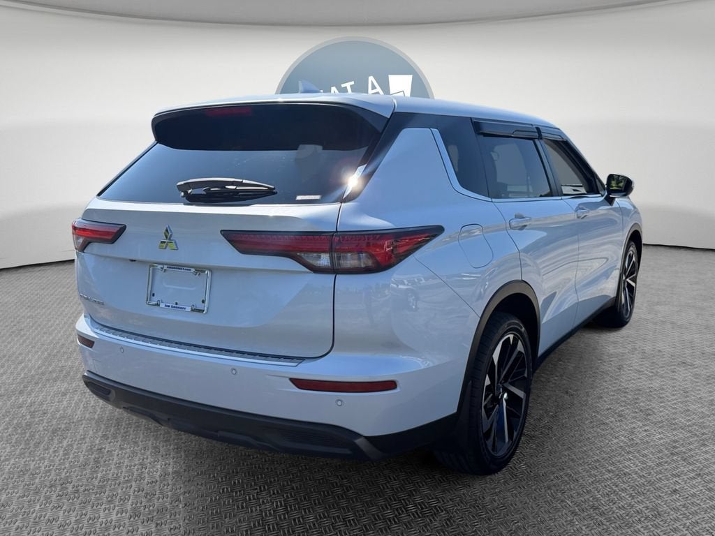 2022 Mitsubishi Outlander ES 2.5 S-AWC