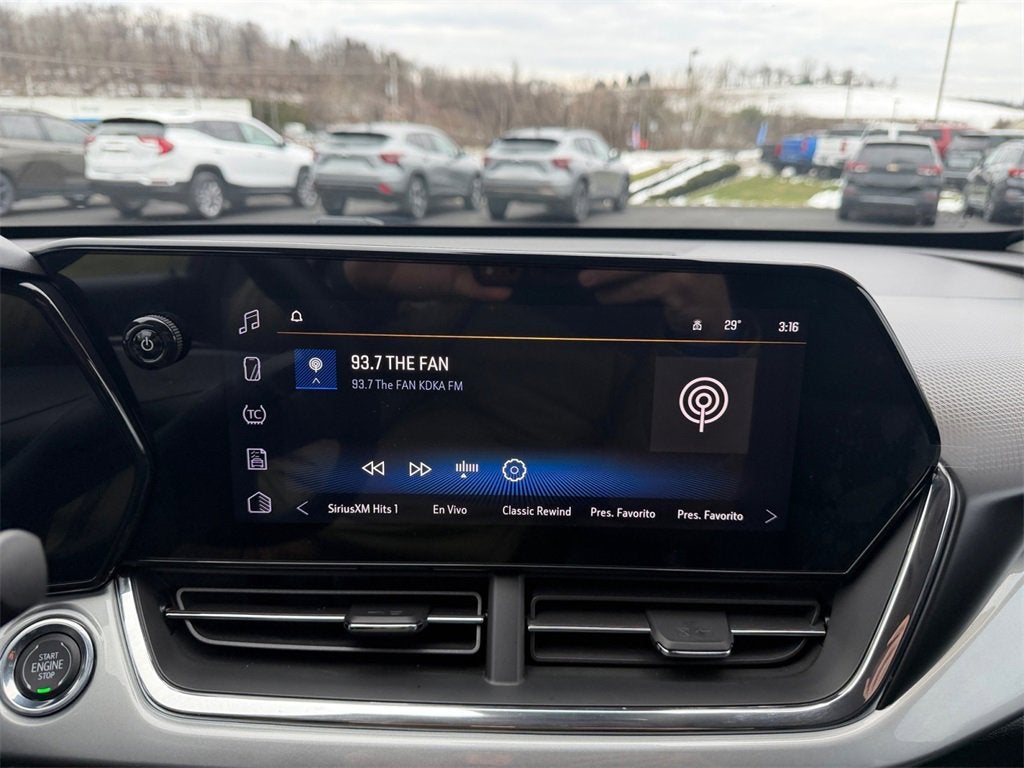 2025 Chevrolet Trax LT