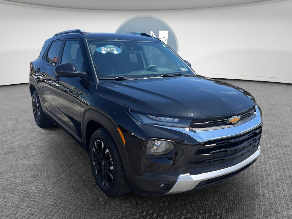 2023 Chevrolet Trailblazer LT's photo