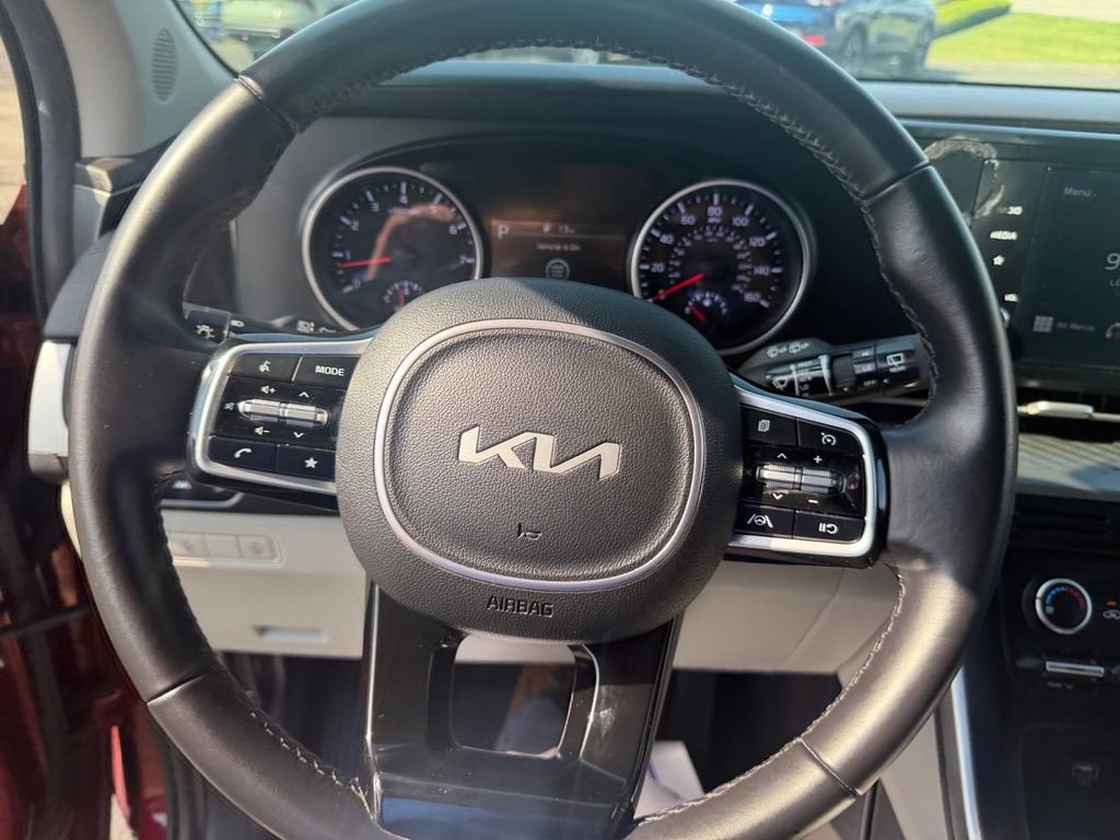 2023 Kia Carnival LX