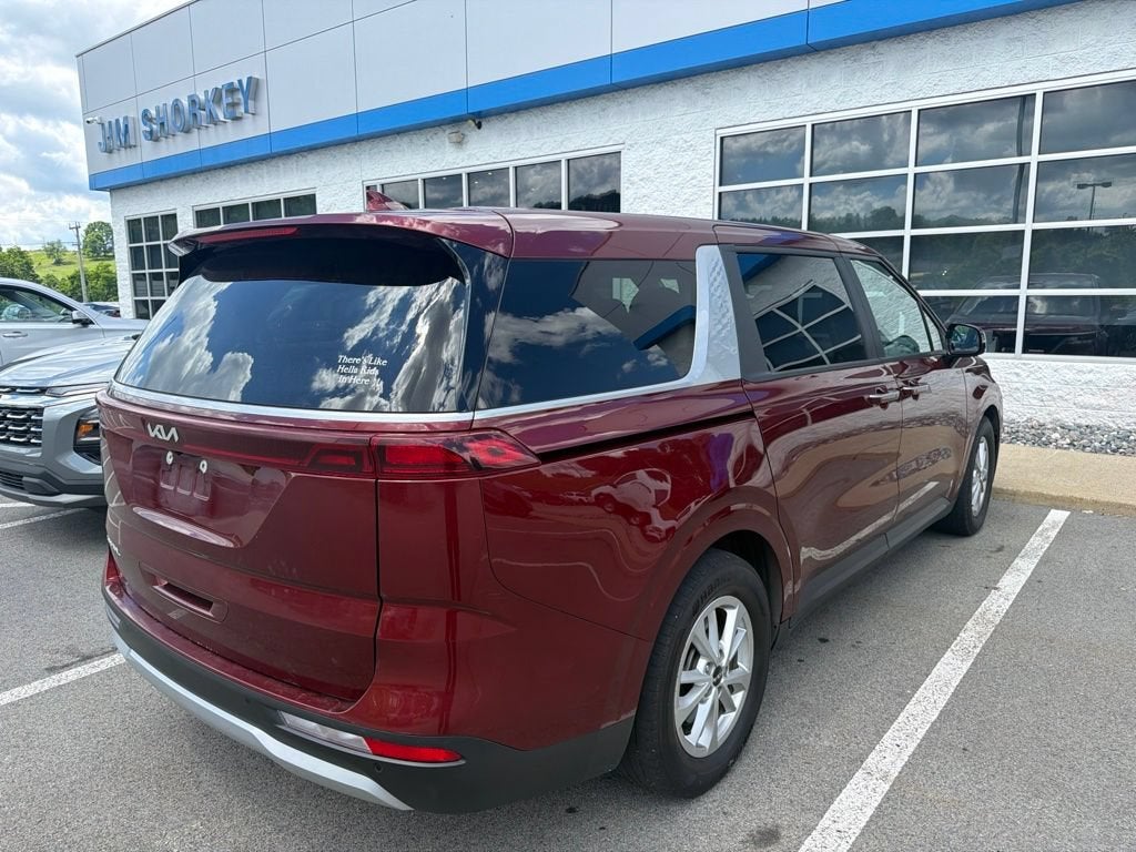 2023 Kia Carnival LX