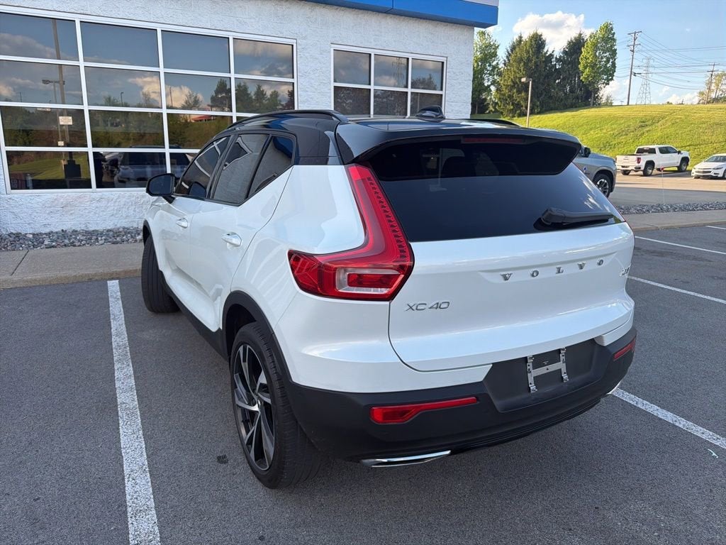 2020 Volvo XC40 T5 R-Design